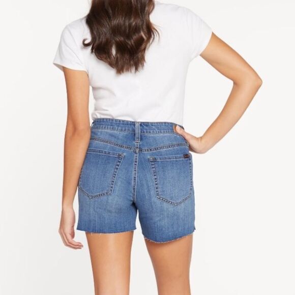 Seven7 Weekend Shorts Cut Off Raw Hem Medium‎ Wash Denim Shorts Size 16 - Picture 1 of 13